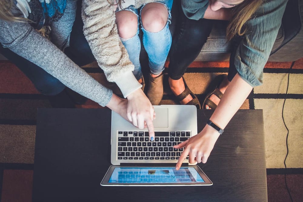 Who Is Responsible for Online Privacy?